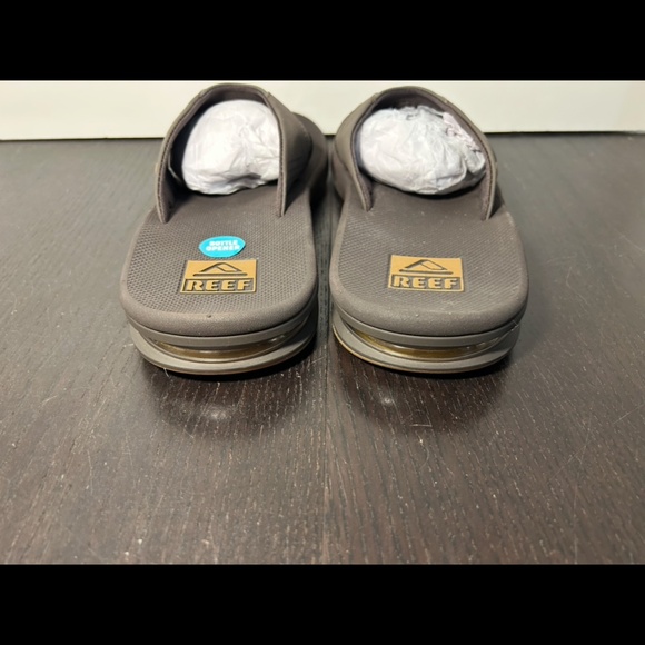 Reef Fanning Flip Flops with Bottle Opener Brown/Green/Gum Mens 10 - Picture 9 of 16